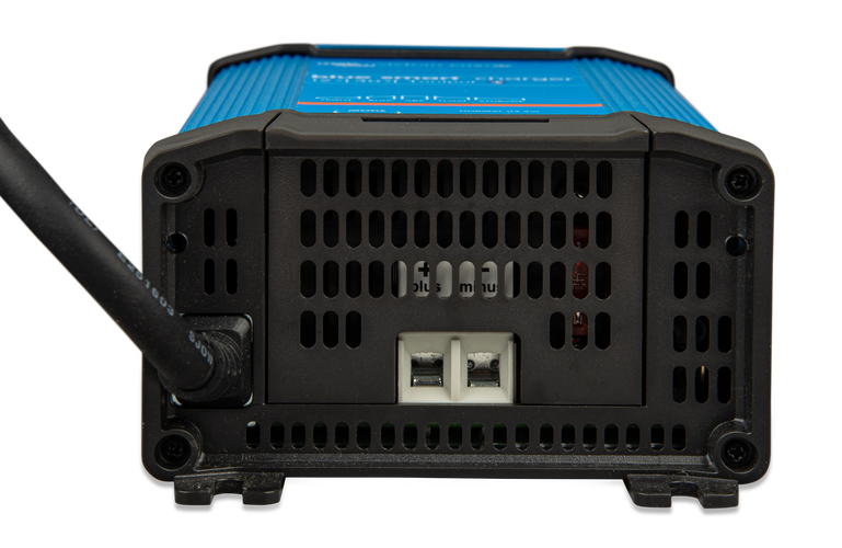 Victron Blue Smart IP22 12/30-1