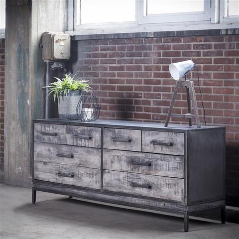 Mioni Ruff dressoir